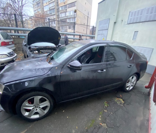 Легковий автомобіль марки SKODA, модель OCTAVIA A5 RS, ХЕТЧБЕК-В, чорного кольору, рік випуску 2016, номер державної реєстрації АО5555ВС, номер кузова TMBCK7NEXH0121747