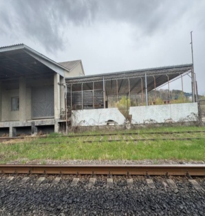 Майновий комплекс загальною площею 1248.65 кв.м., що знаходиться за адресою:  Закарпатська обл., Тячівський р., смт. Солотвино, вулиця Підмагура, будинок 100, РНОНМ 813137721101, інв.№20062025, Основні засоби в кількості 20 одиниць