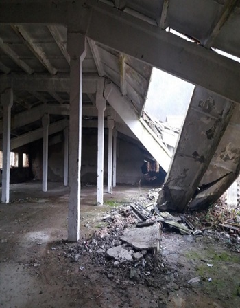 Нежитлове приміщення, будівля корівника літ. А загальною площею 1782.3 кв.м. за адресою: Закарпатська обл., Перечинський р., с. Сімер, вулиця Зарічна, будинок 1, РНОНМ 300687221232, інв.№23042025