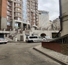 Нежитлове приміщення загальною площею 5,1 кв.м. за адресою: м.Київ, вулиця Хмельницького Богдана (Шевченківський р-н), будинок 58-А, приміщення 185, РНОНМ 834551080000