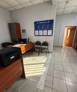 Нежитлові вбудовані приміщення загальною площею 54.2 кв.м. (опис: Приміщення І-го поверху літ ``А``: 1-1 площею 27,20 кв.м., 1-14 пл.27,00 кв.м.) за адресою: Закарпатська обл., Іршавський р., м. Іршава, вулиця Білецька, будинок 1/1, РНОНМ 1193574121219 та Нежитлові вбудовані приміщення загальною площею 18.8 кв.м. (опис: Приміщення І- поверху : 1-16 пл. 8,60 кв.м., 1-15 пл.10,20 кв.м.) за адресою: Закарпатська обл., Іршавський р., м. Іршава, вулиця Білецька, будинок 1/1а, РНОНМ 1193827721219, інв.№4762. Основні засоби в кількості 193 одиниці
